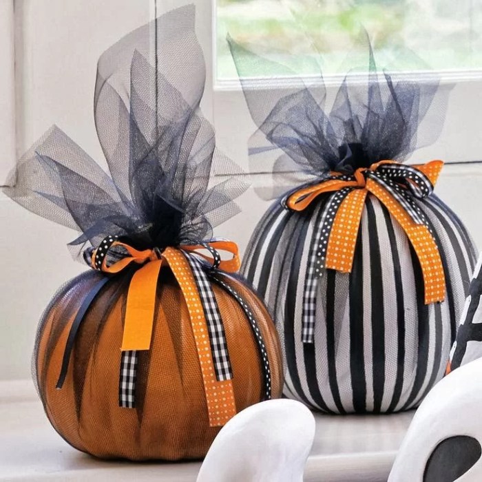 Halloween dining table decor ideas