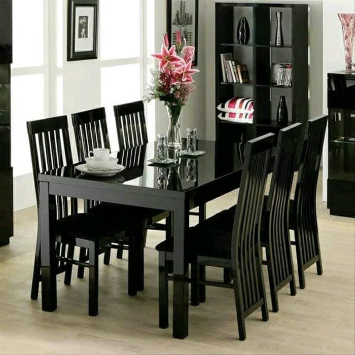 Black dining table decor ideas