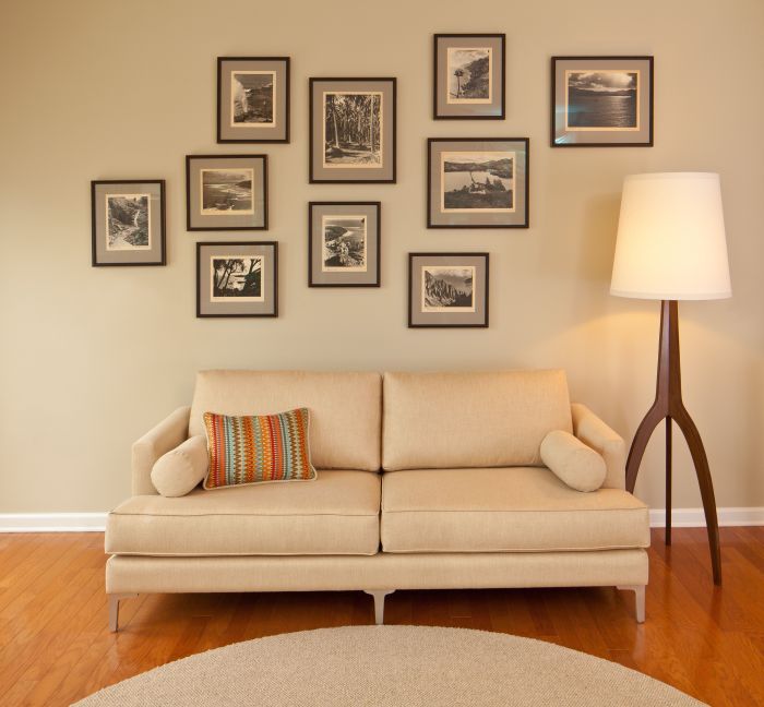 Living room modern wall decor