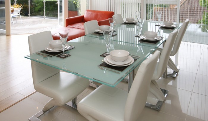 3 arm glass decor fluted table