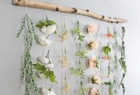 Hanging flowers wall decor