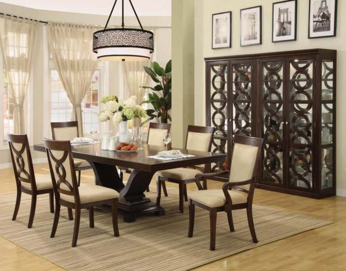 Dining table center decor ideas